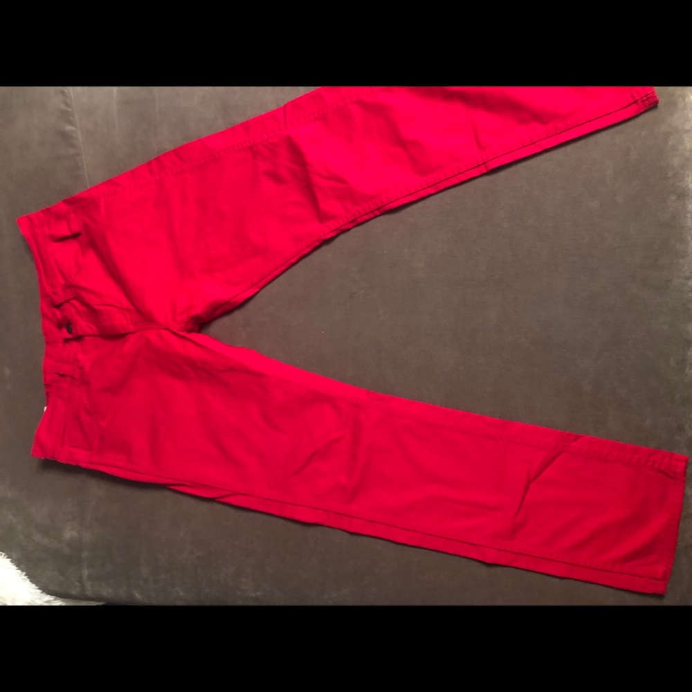 Men’s red Levi’s